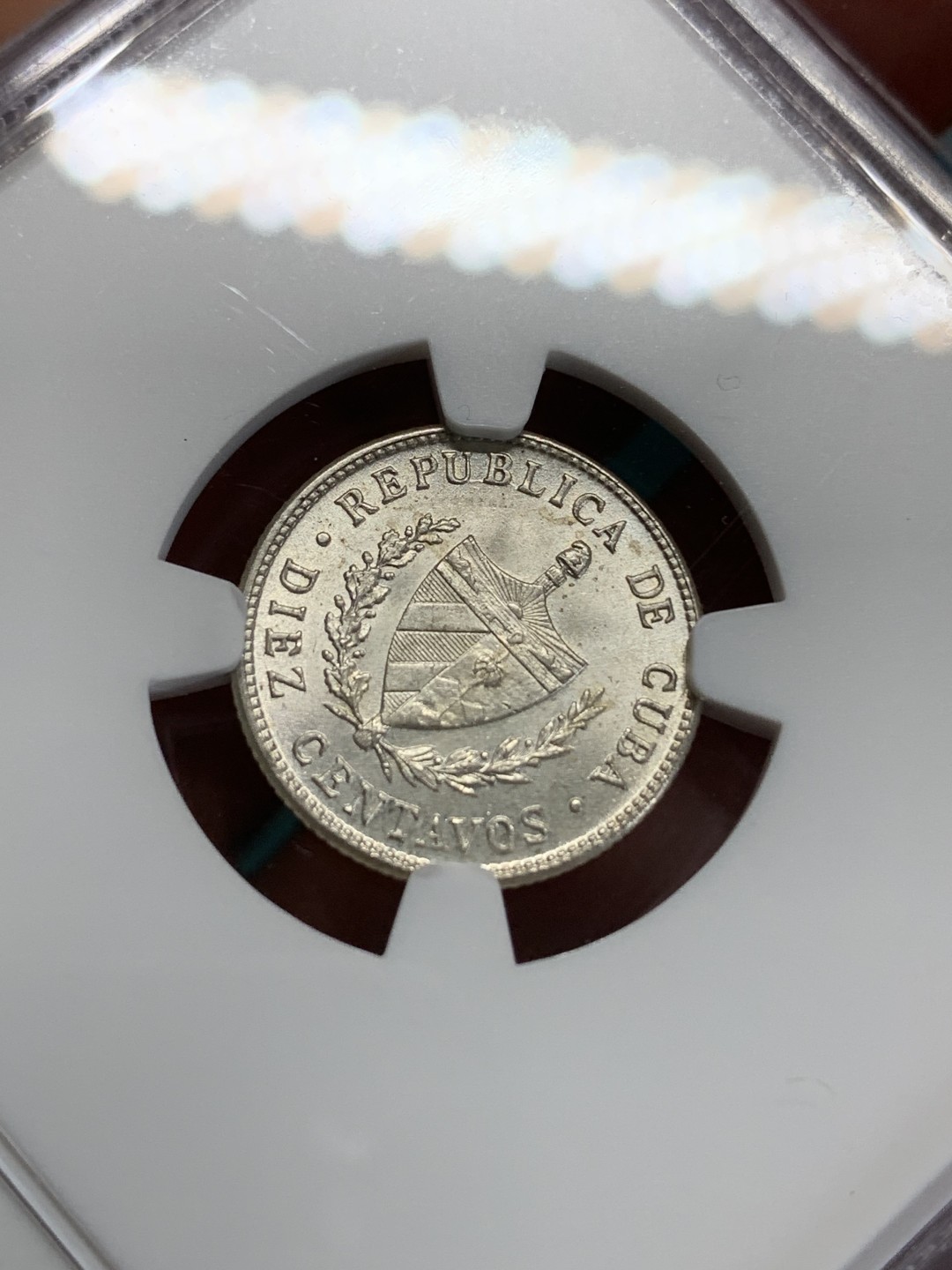 《竞宝斋》第159场-周日，周一 2场 (全场包邮) NGC-MS65 古巴1949年 大五星10分银币 这品种62内的容易 超过62的就难了，  这枚品相就是可遇不可求的了