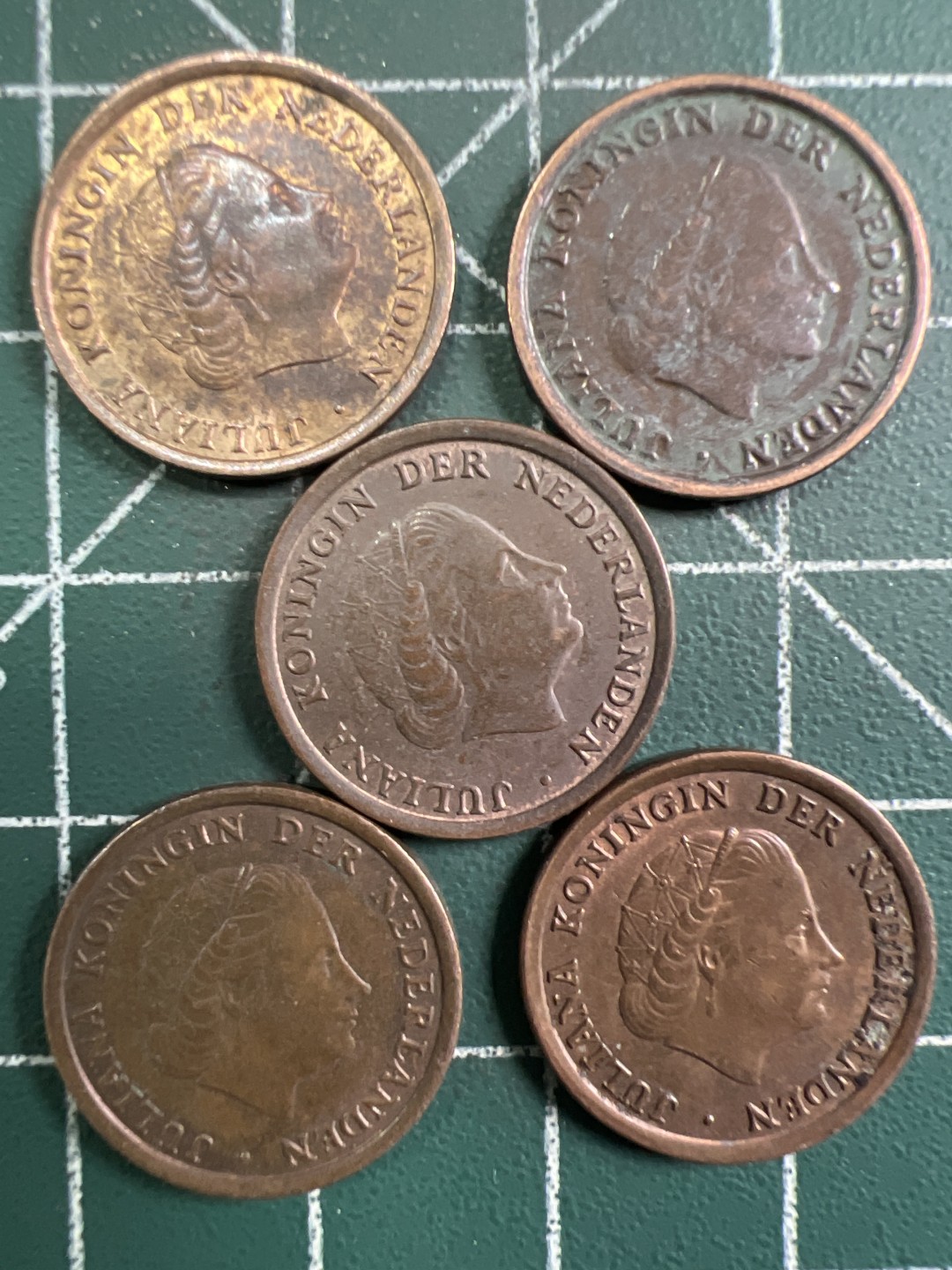 泡泡堂第326期  世界硬币 （无押金，捡漏，全场20包邮，偏远地区除外，接收代拍业务） 荷兰一分5枚