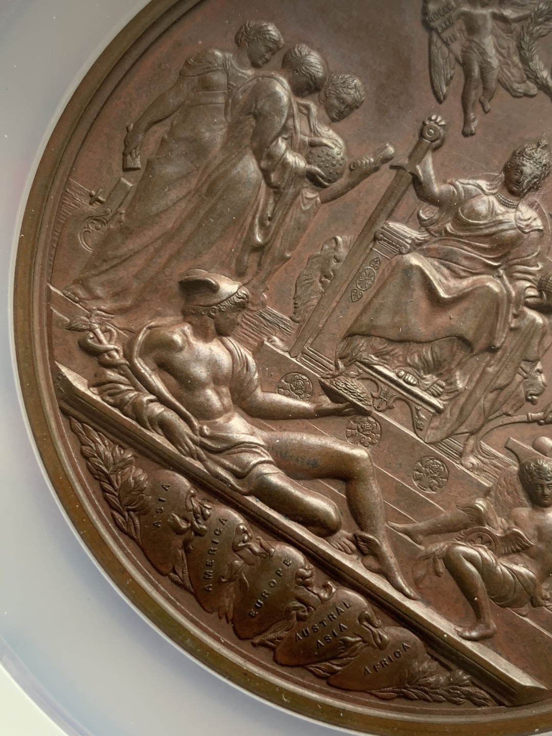 《竞宝斋》第159场-周日，周一 2场 (全场包邮) NGC MS62 英国1887维多利亚登基 50周年大铜章，77mm直径，博物馆级巨制