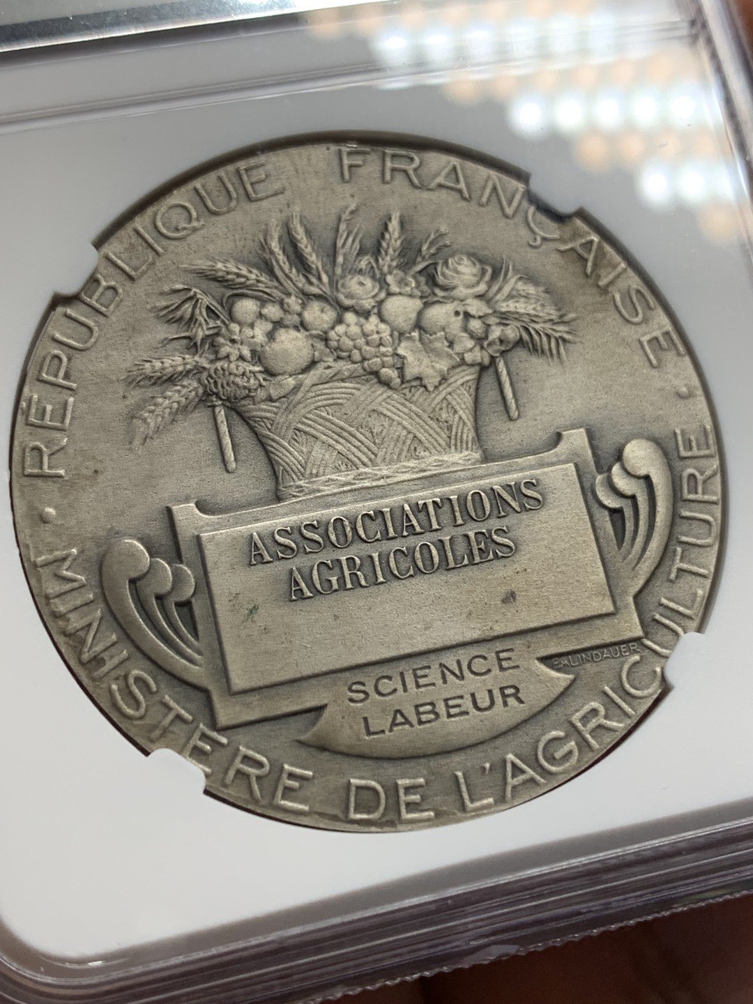 《竞宝斋》第159场-周日，周一 2场 (全场包邮) NGC MS63 法国农业部播种大银章 经典热门品种