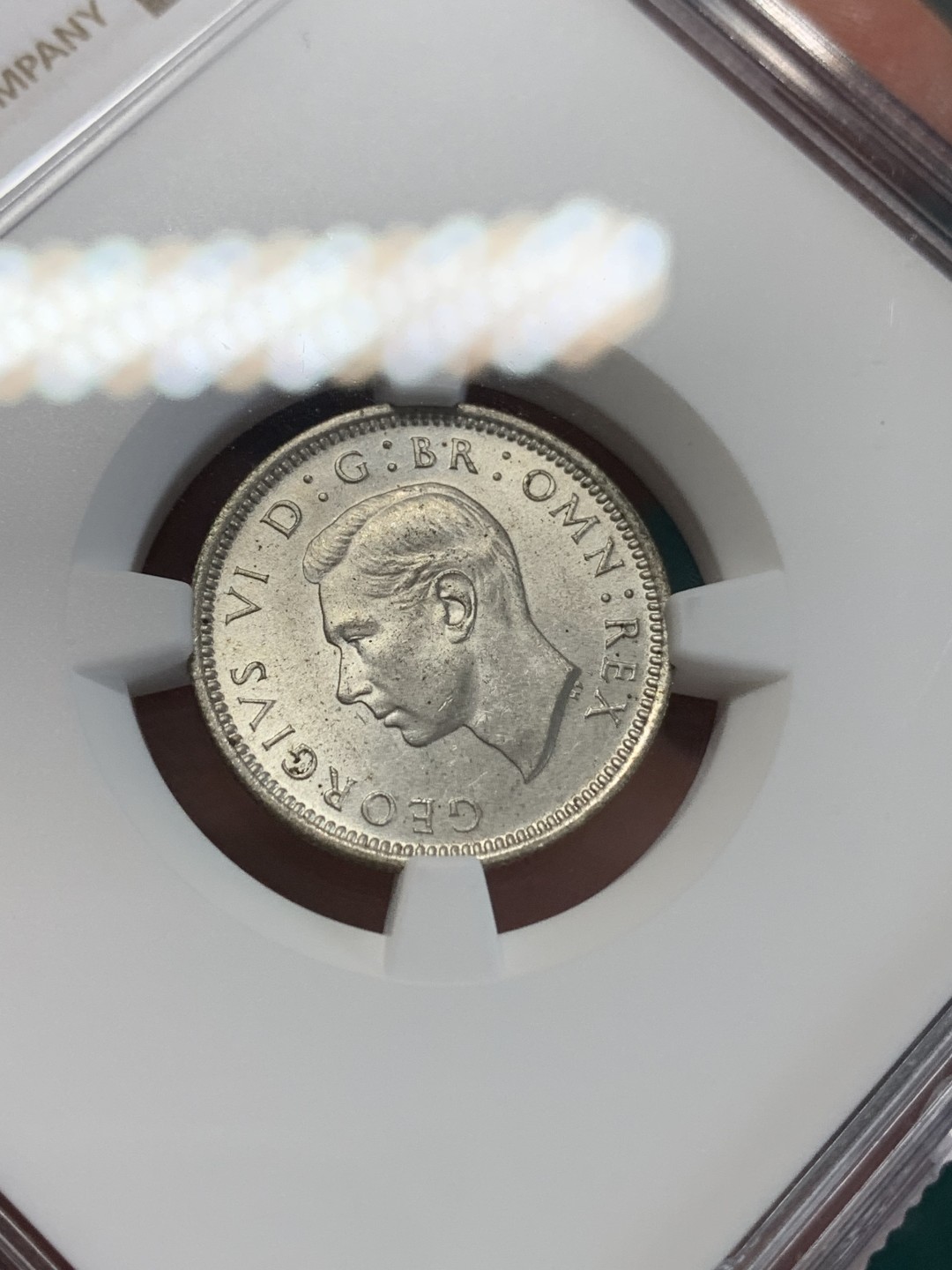 《竞宝斋》第159场-周日，周一 2场 (全场包邮) NGC-MS63 英国1944年 乔六6便士银币