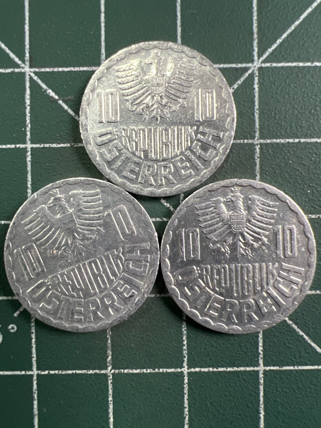 泡泡堂第326期  世界硬币 （无押金，捡漏，全场20包邮，偏远地区除外，接收代拍业务） 奥地利10格三枚