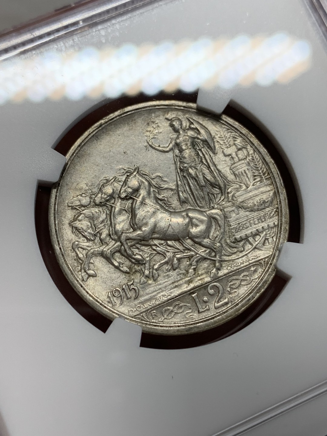 《竞宝斋》第159场-周日，周一 2场 (全场包邮) NGC-AU58 意大利1915年 胜利马车2里拉银币