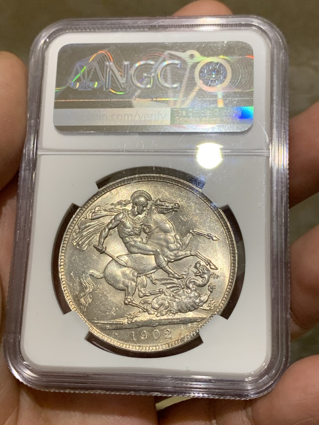 《竞宝斋》第159场-周日，周一 2场 (全场包邮) NGC-MS63  英国1902年 爱七马剑 真正的金彩 普制比精制要少的多 63分里的战斗机