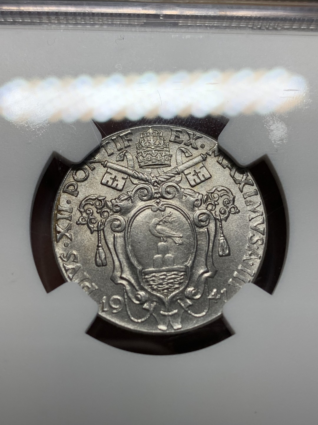 《竞宝斋》第159场-周日，周一 2场 (全场包邮) NGC-MS64，梵蒂冈1941年50分，战斗天使，梵蒂冈铸币设计巅峰，造型时尚已很难买到