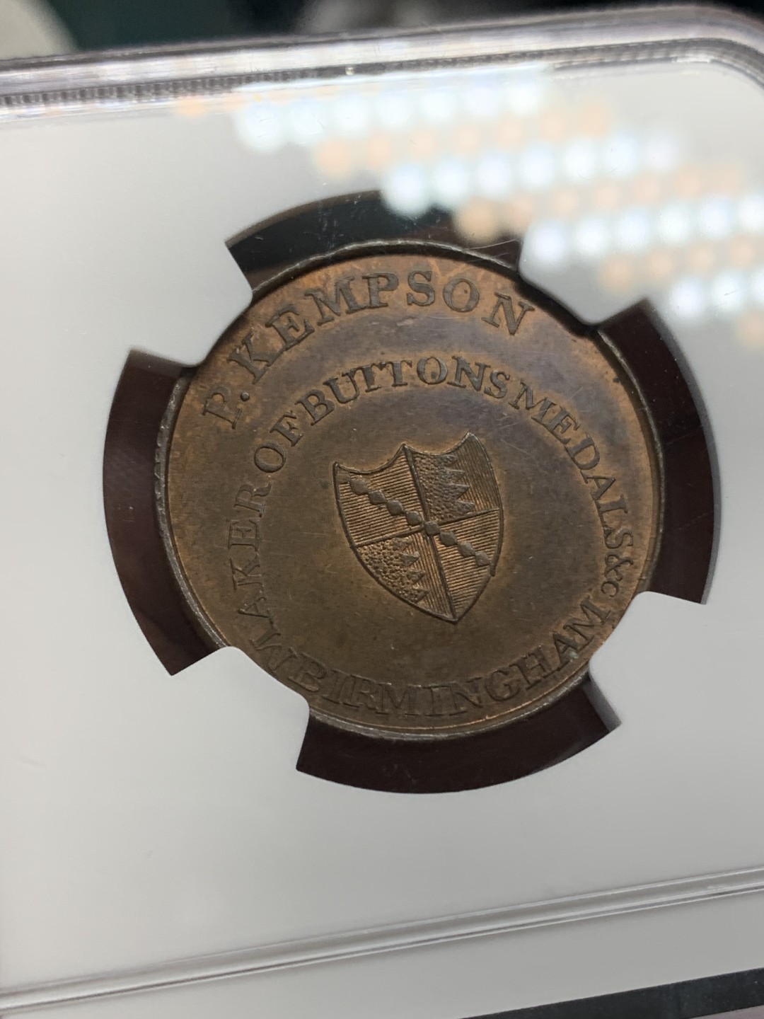 《竞宝斋》第159场-周日，周一 2场 (全场包邮) NGC-MS62BN 英国1795年半便士代币，巧克力铜光醇美厚重，景观建筑经典设计，裸币购于英国Coincraft