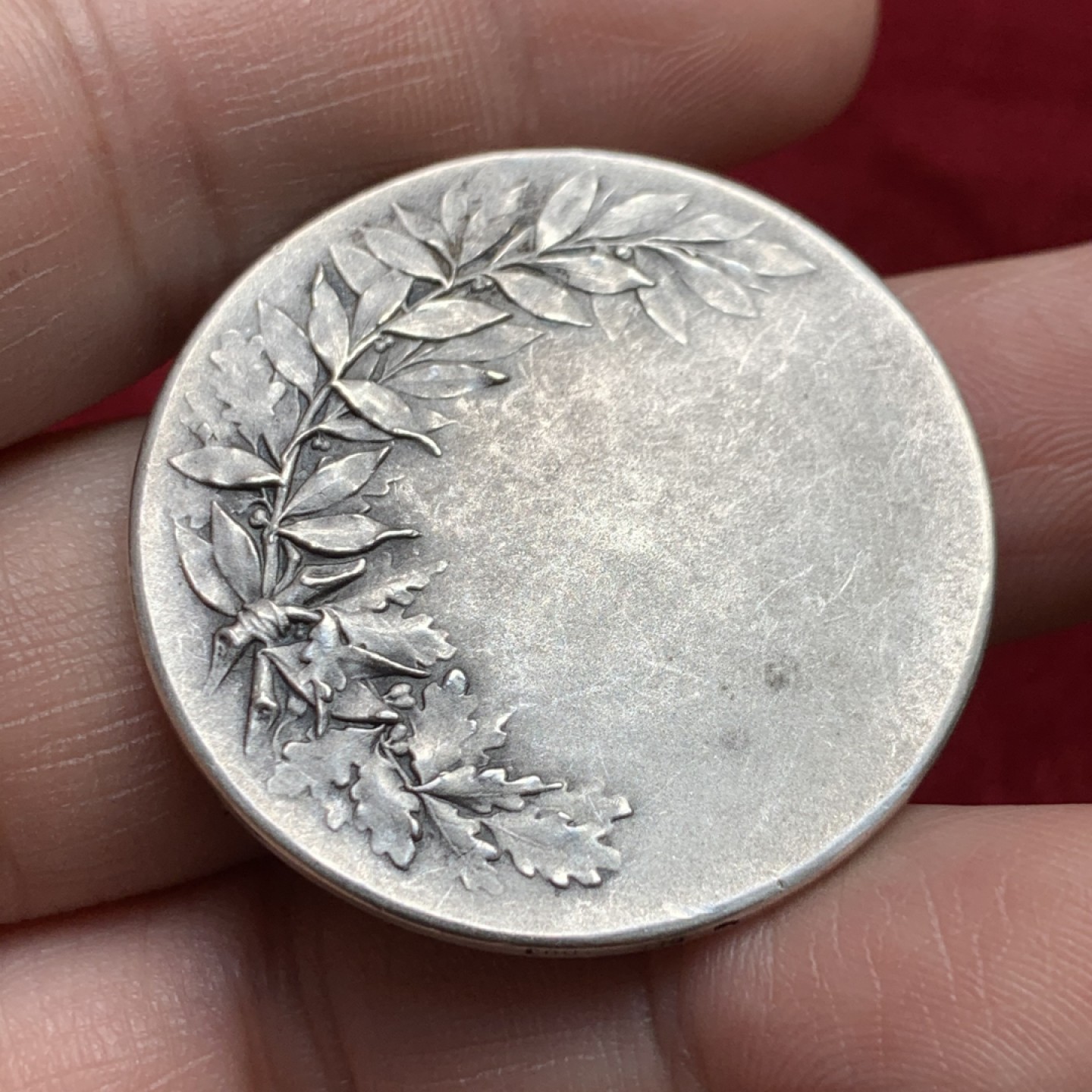 《竞宝斋》第159场-周日，周一 2场 (全场包邮) 法国 少见 戎装女神银章 37mm 20.75g 边铭野猪 菱形 argent950