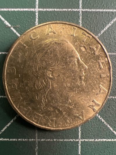 泡泡堂第313期  世界硬币 （无押金，捡漏，全场20包邮，偏远地区除外，接收代拍业务） - 意大利200里拉