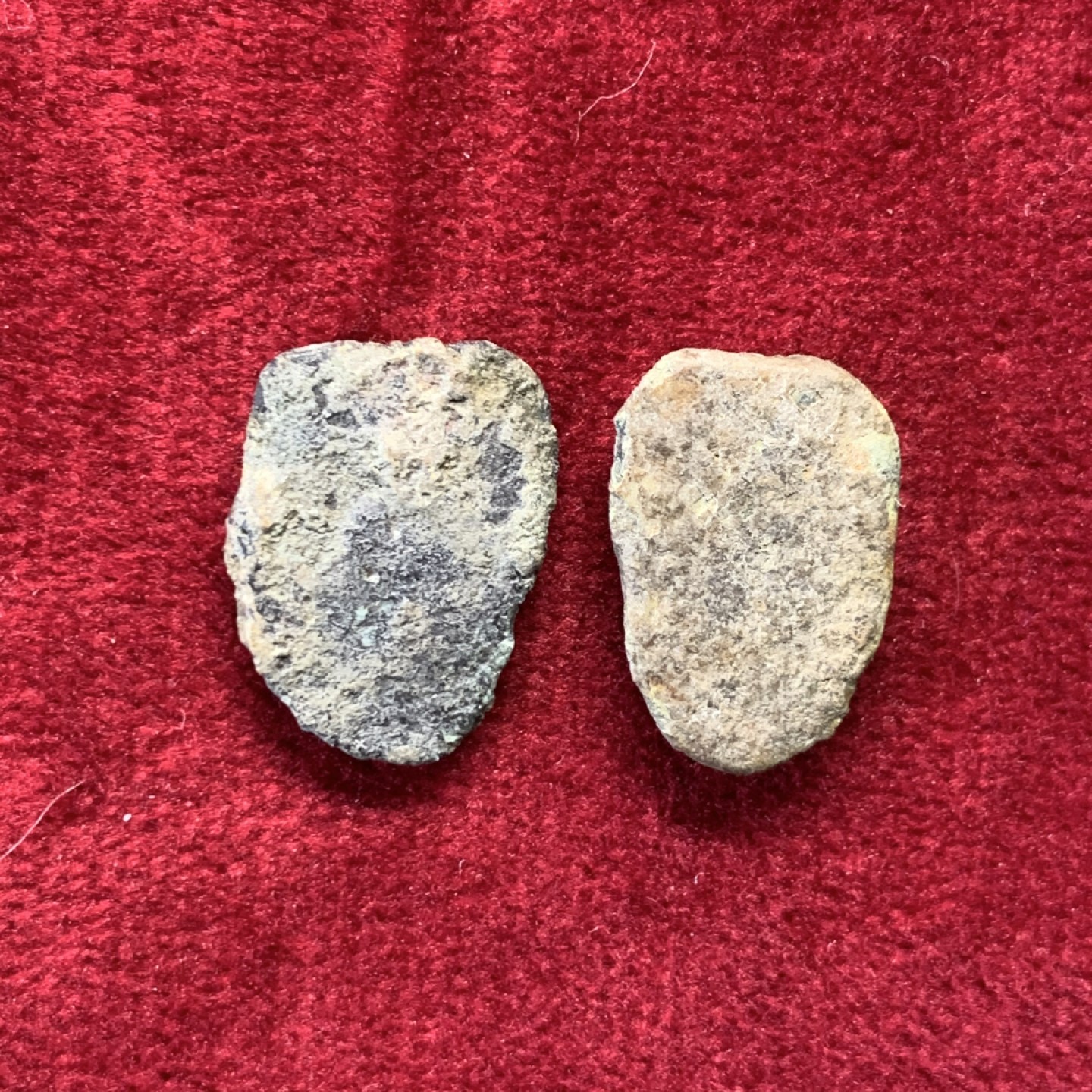 《竞宝斋》第159场-周日，周一 2场 (全场包邮) 战国 楚 鬼脸钱厚重大样版和早期阔字凹背版2枚，皆不多见