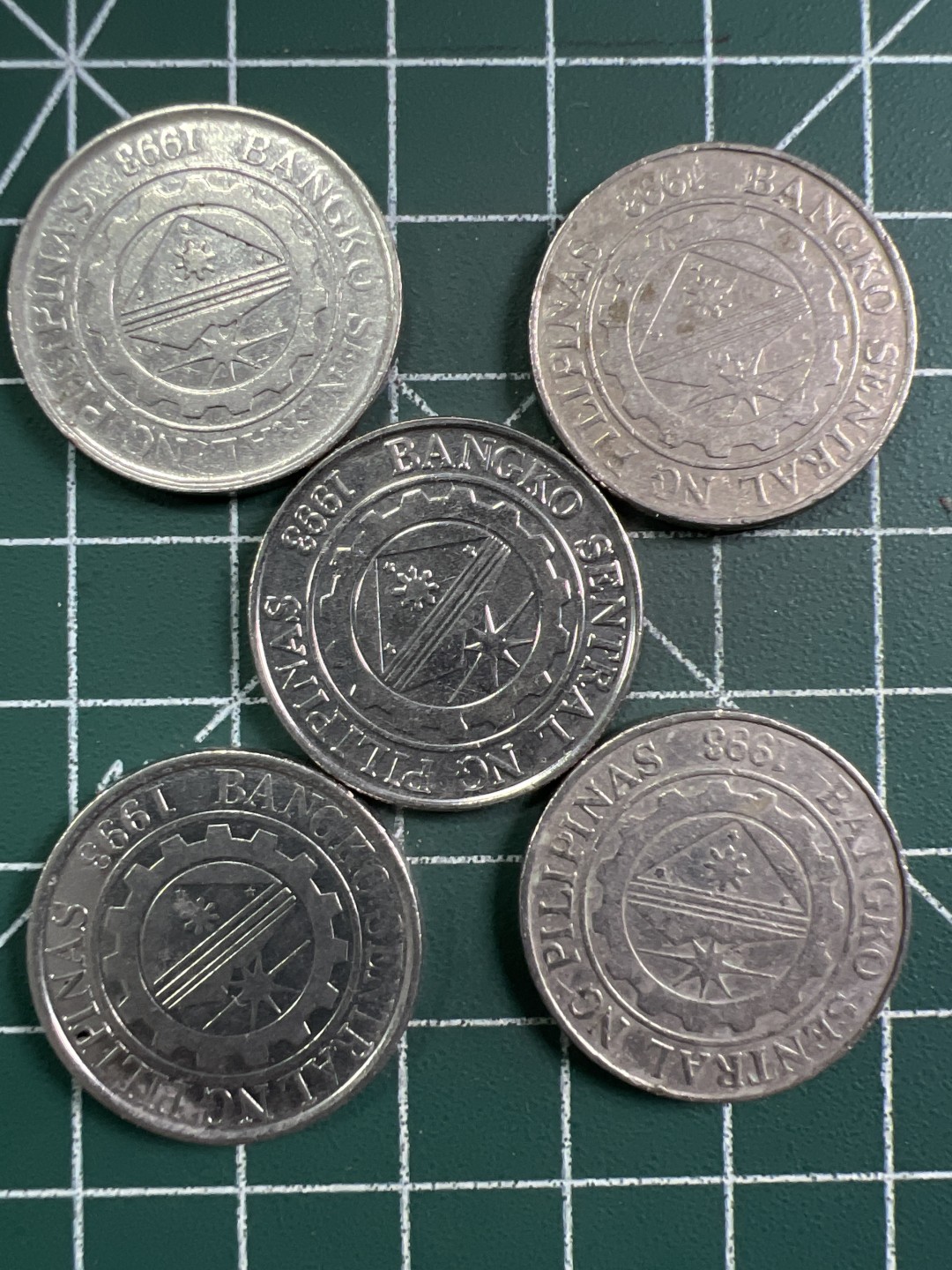 泡泡堂第295期  世界硬币 （无押金，捡漏，全场20包邮，偏远地区除外，接收代拍业务） 菲律宾一比索5枚