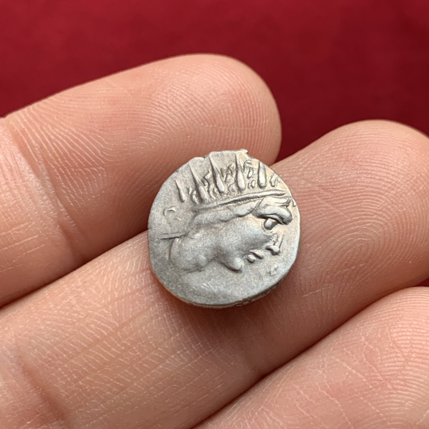 《竞宝斋》第159场-周日，周一 2场 (全场包邮) 古希腊罗德岛 太阳神赫利俄斯与玫瑰银币 打制清晰 位置居中 难得