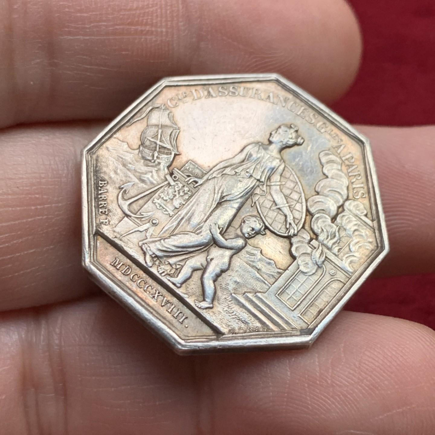 《竞宝斋》第159场-周日，周一 2场 (全场包邮) 法国  路易十八 火宅保险 八角银质代币 船首+银标 早期品种  13.8克 30.7mm