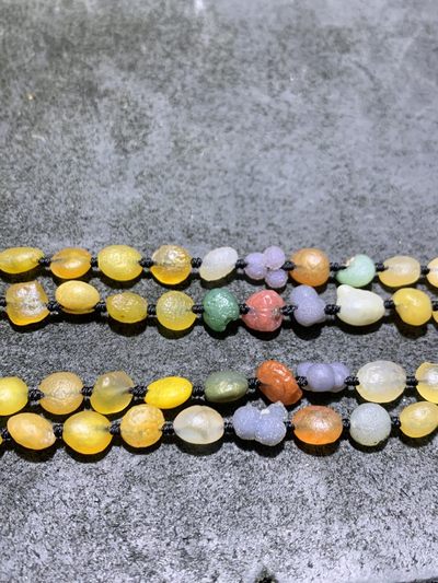 精美天然阿拉善108高圆度彩珠玛瑙项链(手串)一条 精美天然阿拉善108高圆度彩珠玛瑙项链(手串)一条