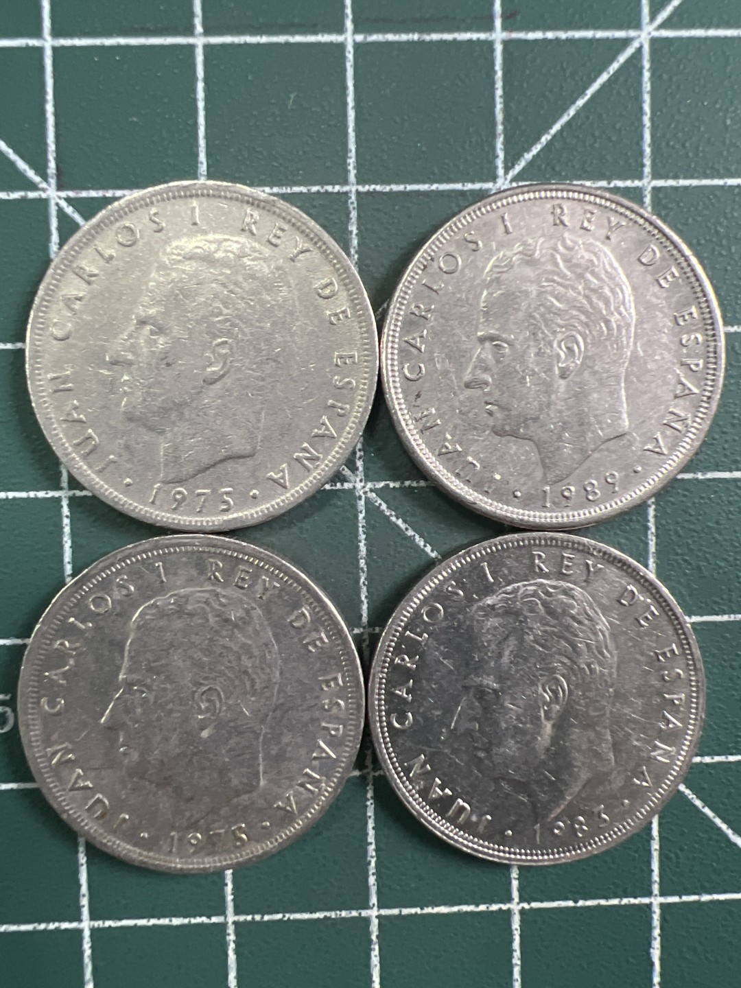 泡泡堂第294期  世界硬币 （无押金，捡漏，全场20包邮，偏远地区除外，接收代拍业务） 西班牙5比塞塔四枚