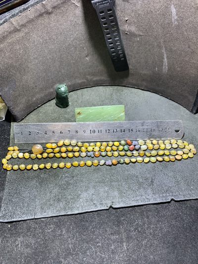 精美天然阿拉善108高圆度彩珠玛瑙项链(手串)一条 精美天然阿拉善108高圆度彩珠玛瑙项链(手串)一条