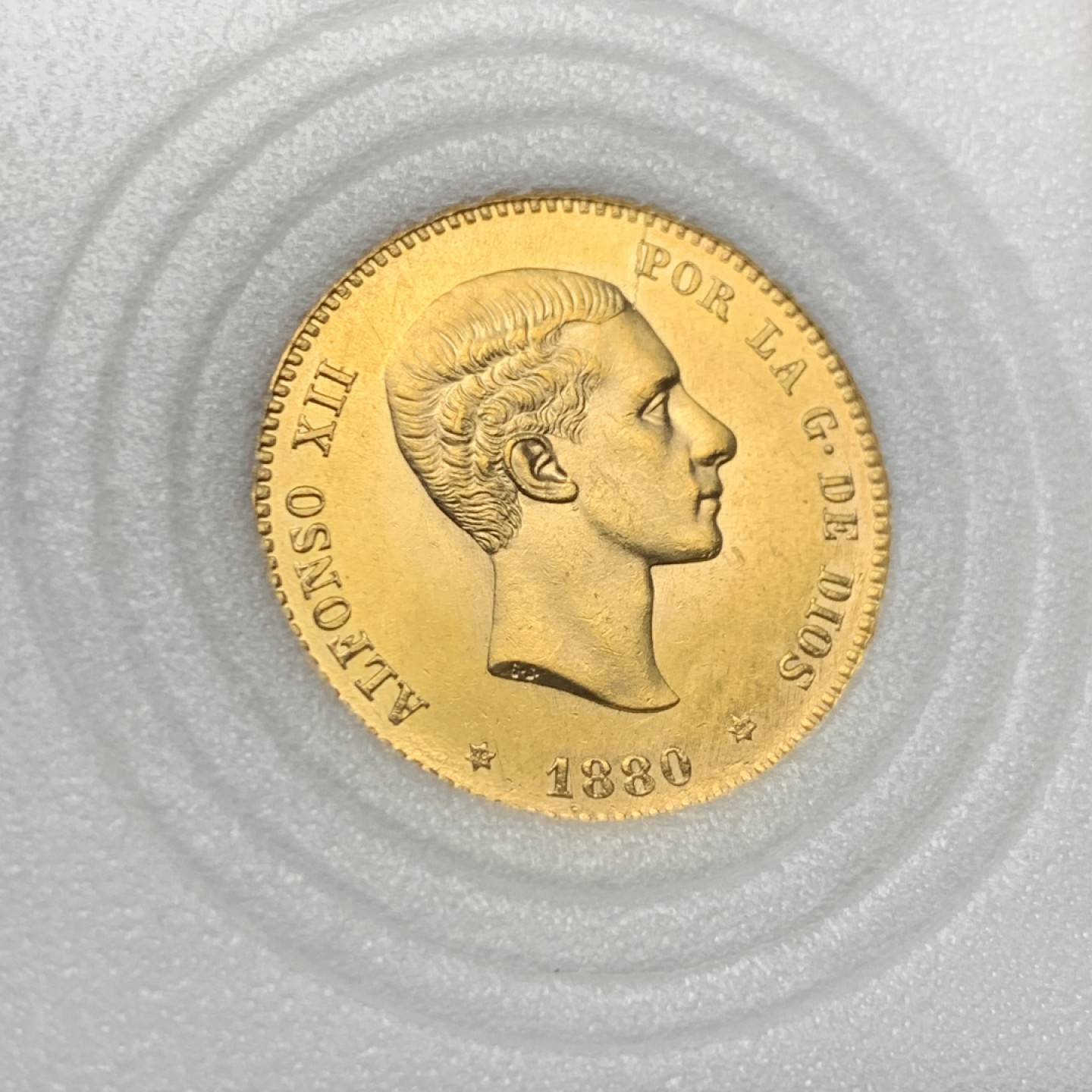 《竞宝斋》第159场-周日，周一 2场 (全场包邮) 1880年 西班牙金币 25比塞塔 8.06克 阿方索十二世 UNC底板状态很棒