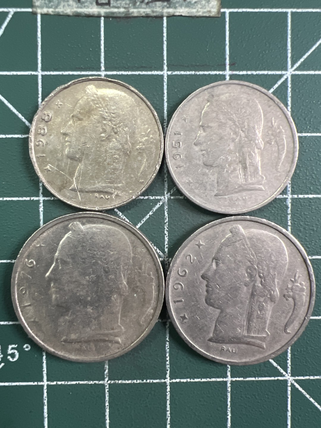 泡泡堂第295期  世界硬币 （无押金，捡漏，全场20包邮，偏远地区除外，接收代拍业务） 比利时4枚