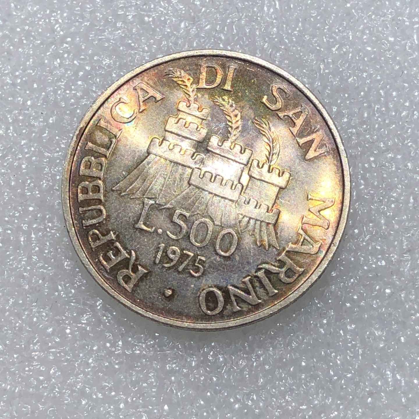 环球钱币第02场 五彩83.5%银圣马力诺500里拉银币