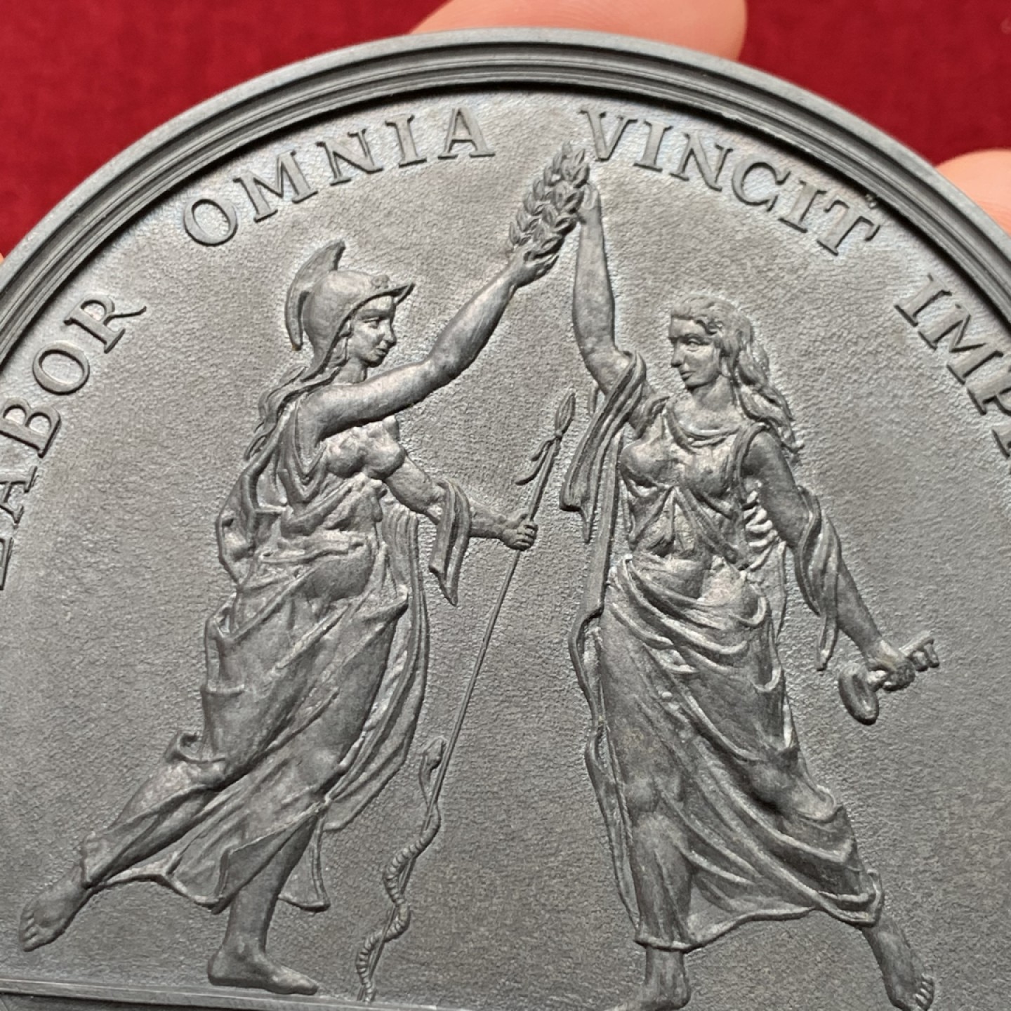 《竞宝斋》第159场-周日，周一 2场 (全场包邮) 法国 路易十四时期 国务大臣 巴蒂斯特·科尔伯特 纪念章 巨大 80.8mm 172克 应为近现代后铸 目测非金银铜材质