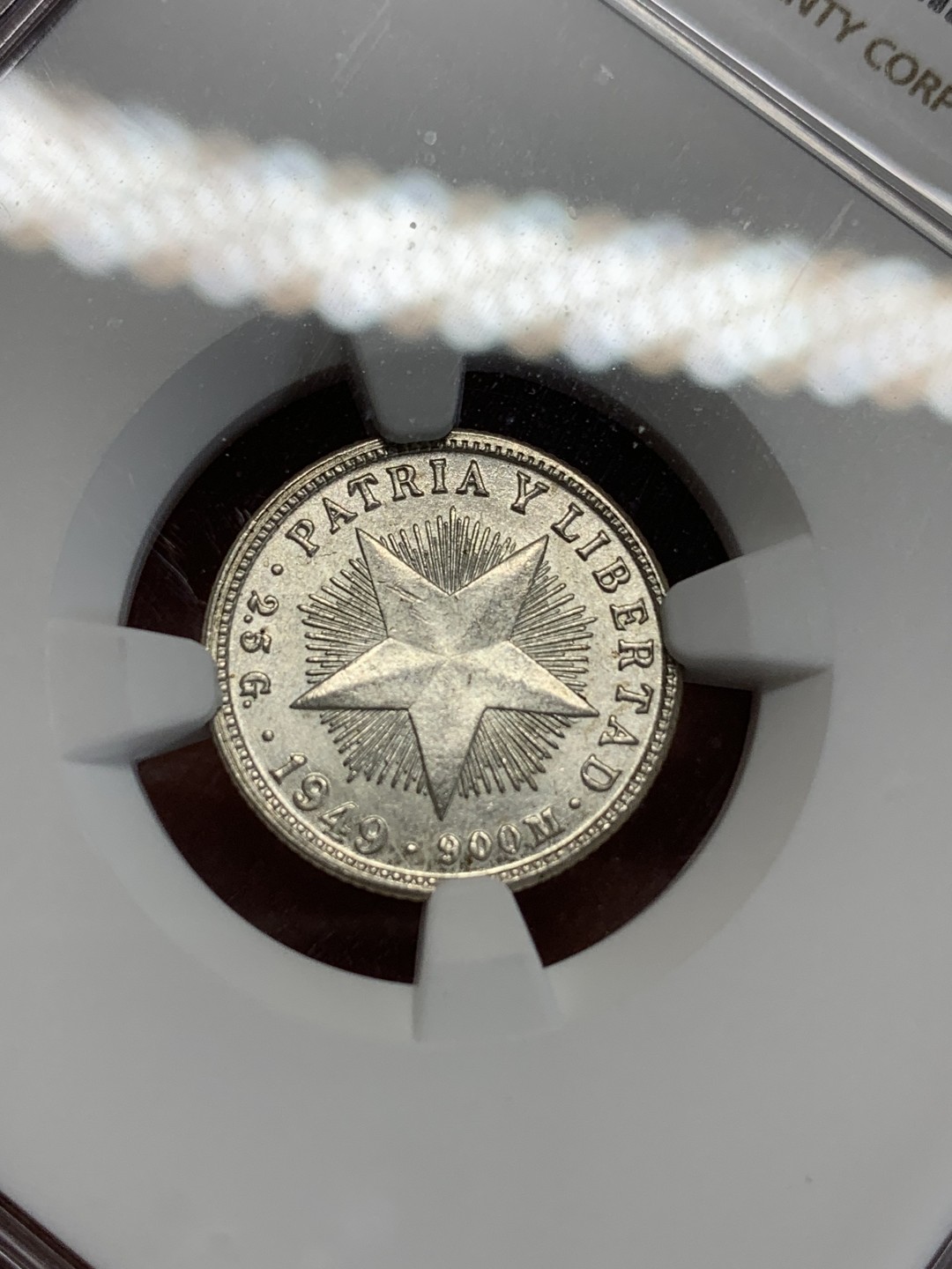 《竞宝斋》第159场-周日，周一 2场 (全场包邮) NGC-MS65 古巴1949年 大五星10分银币 这品种62内的容易 超过62的就难了，  这枚品相就是可遇不可求的了