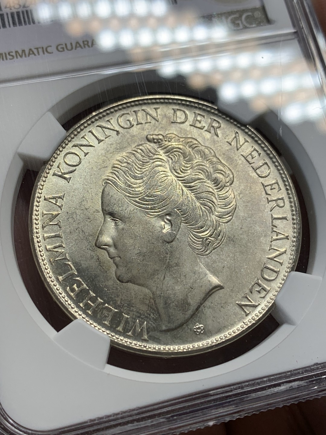 《竞宝斋》第159场-周日，周一 2场 (全场包邮) NGC-MS63 荷属库拉索1944年 威廉米娜女王 2.5盾大银币 顶级原光好品