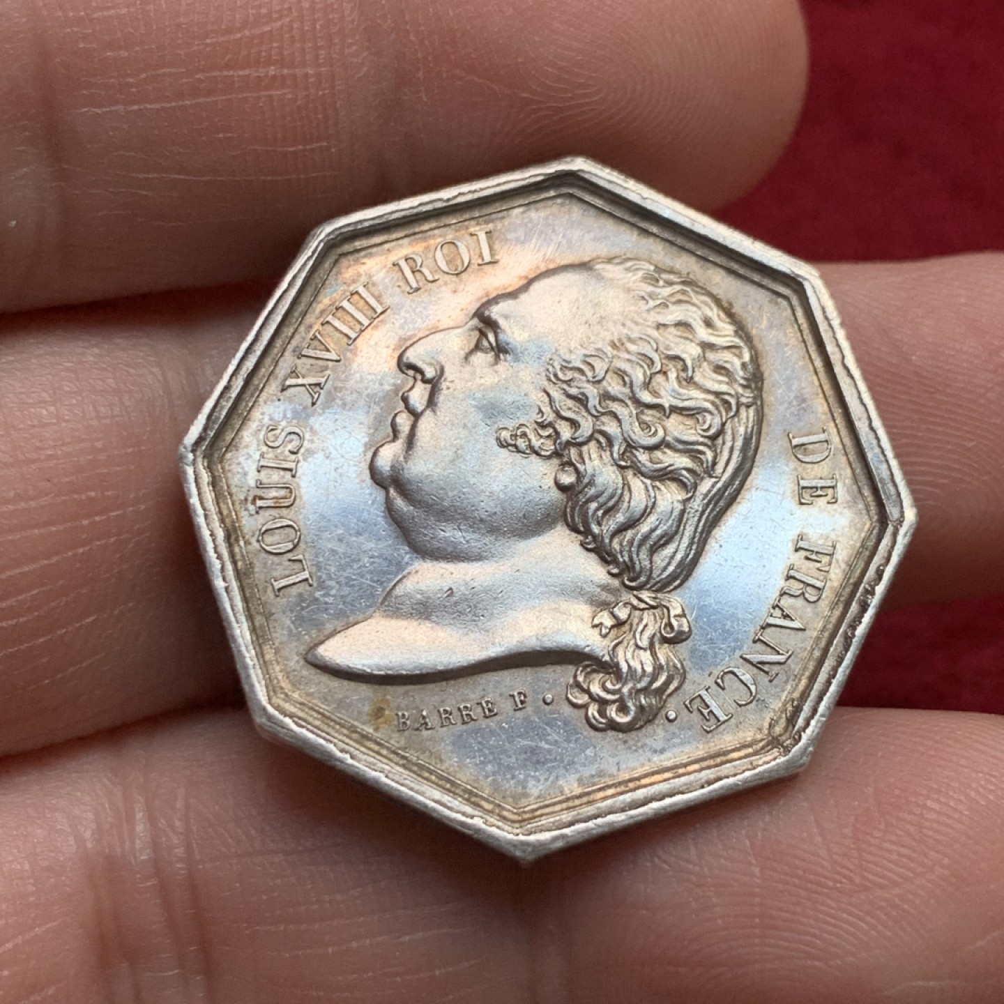 《竞宝斋》第159场-周日，周一 2场 (全场包邮) 法国  路易十八 火宅保险 八角银质代币 船首+银标 早期品种  13.8克 30.7mm