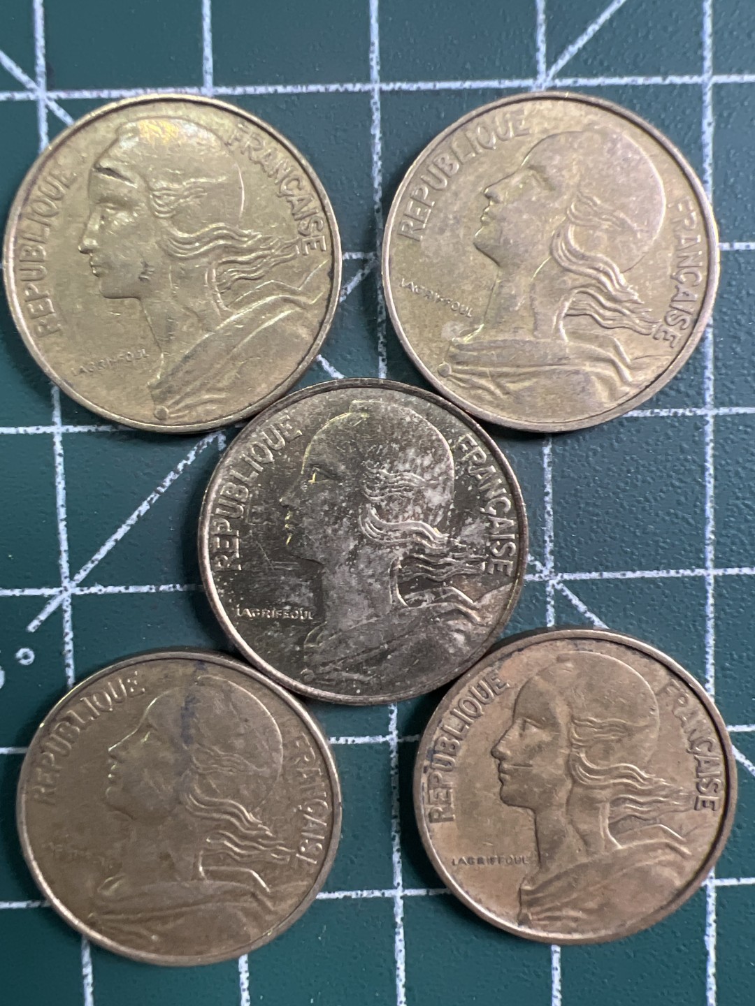 泡泡堂第294期  世界硬币 （无押金，捡漏，全场20包邮，偏远地区除外，接收代拍业务） 法国十分五枚