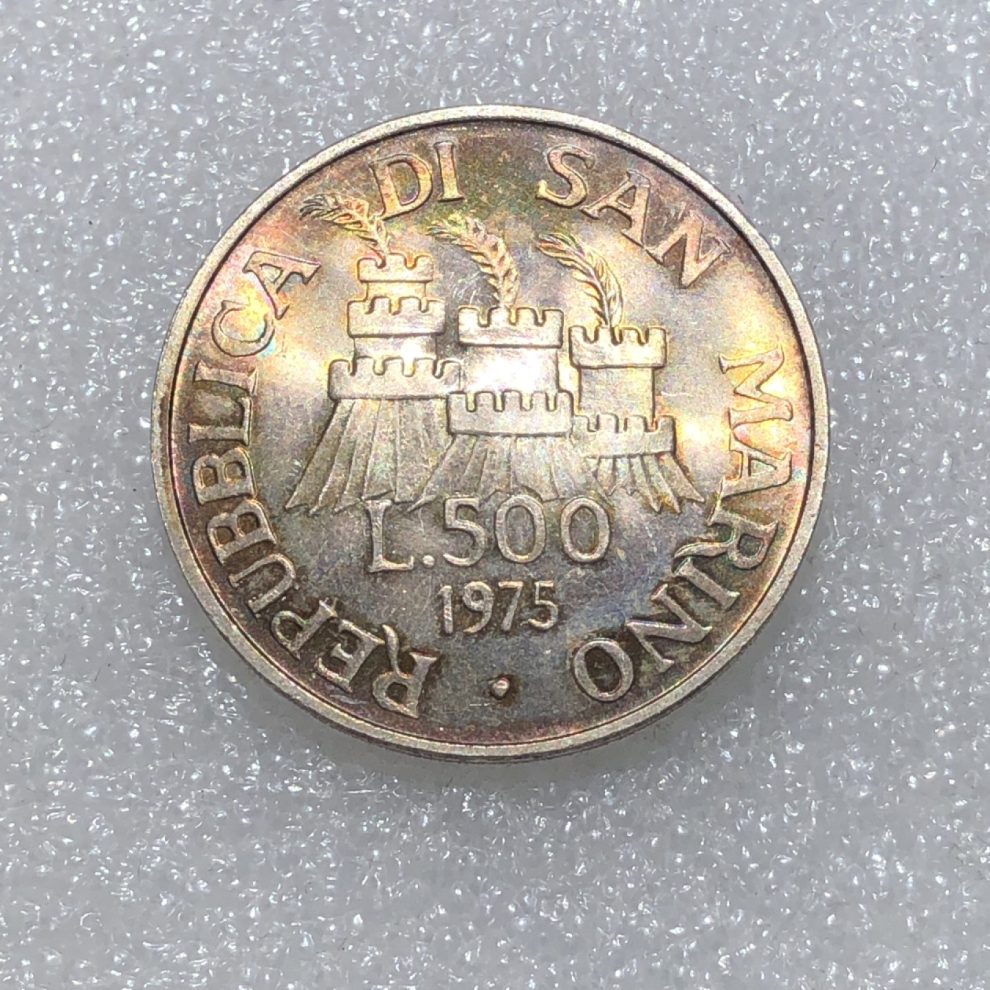 环球钱币第02场 五彩83.5%银圣马力诺500里拉银币