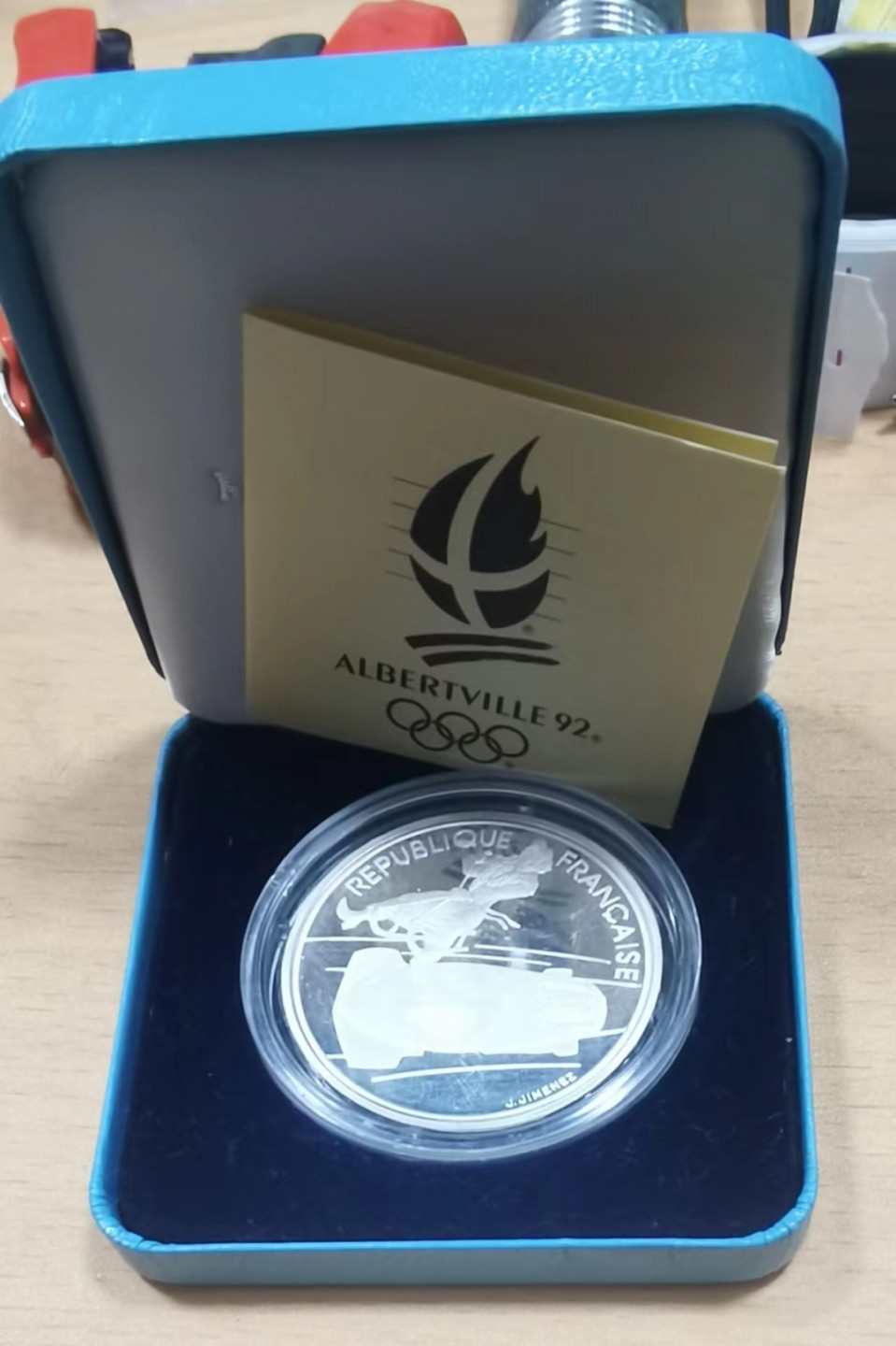 北京马甸外国币专卖微拍第九十七期，外国金银币专场，陆续上新，欢迎关注 法国1992年100法郎银币 阿尔贝维尔冬奥会纪念精制银币，重量：22.22克，成色：900币