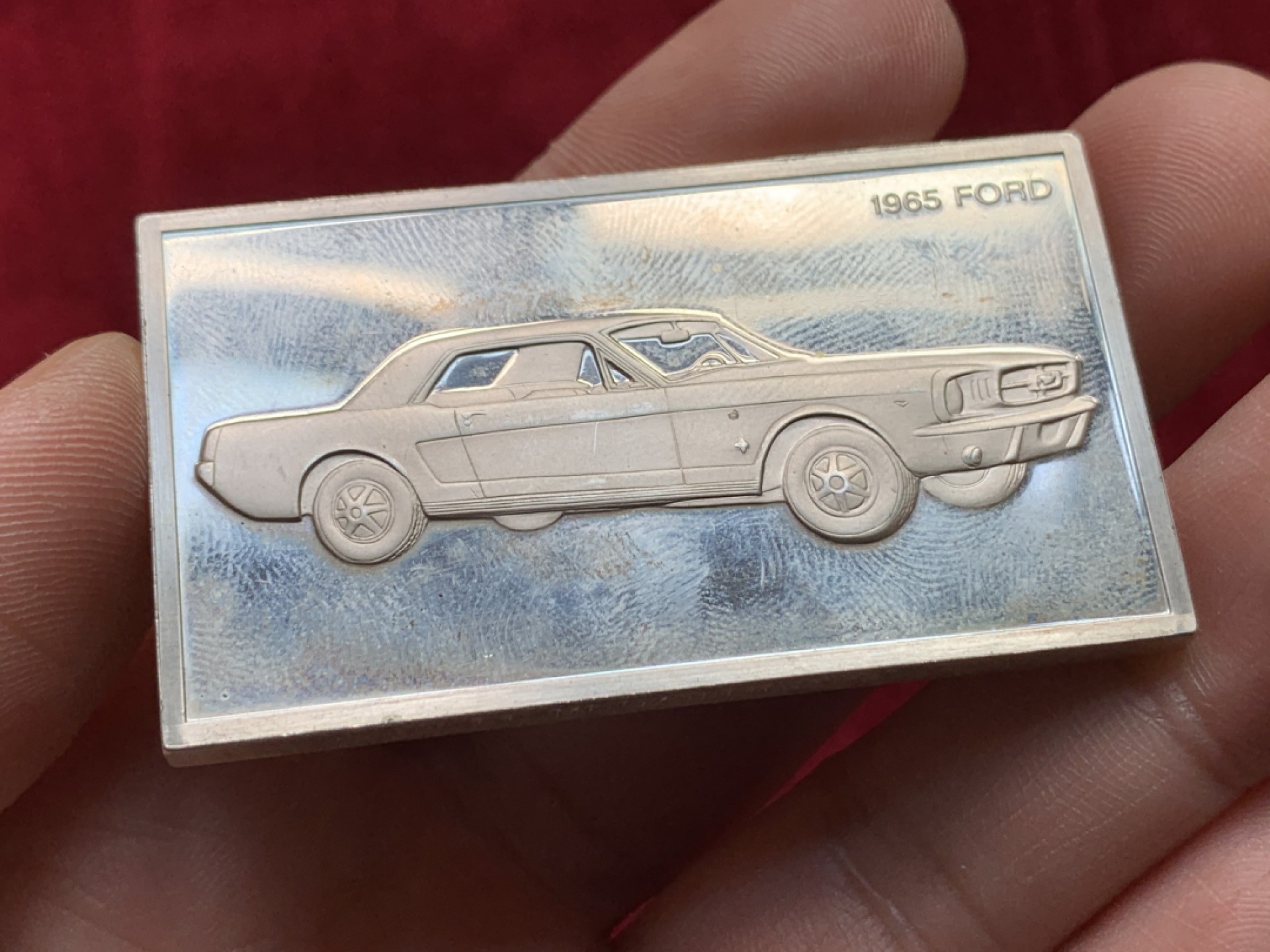 《竞宝斋》第159场-周日，周一 2场 (全场包邮) 法国 福特野马汽车 方形银砖 长57mm宽32mm 66g 边铭 菱形argent银标 把玩良品