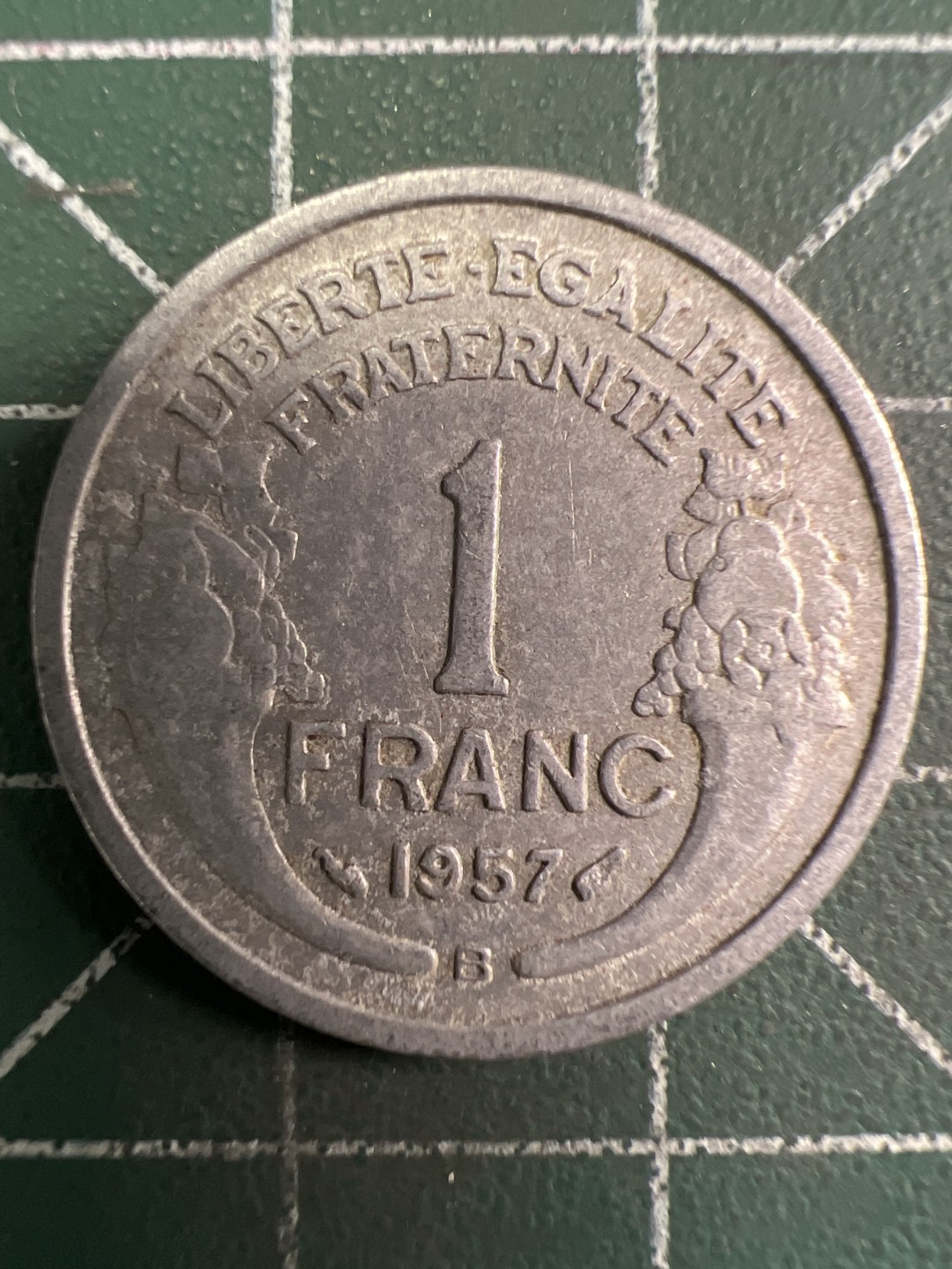 泡泡堂第295期  世界硬币 （无押金，捡漏，全场20包邮，偏远地区除外，接收代拍业务） 法国1法郎