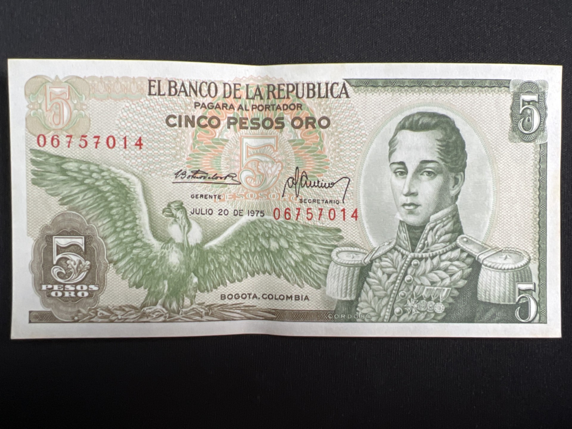 泡泡堂微拍第137幕纸币捡漏可累计专场👿👿，累计满二十元包邮，接受代拍业务 哥伦比亚5比索