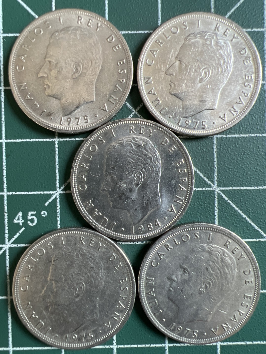 泡泡堂第296期  世界硬币 （无押金，捡漏，全场20包邮，偏远地区除外，接收代拍业务） 西班牙5比塞塔五枚