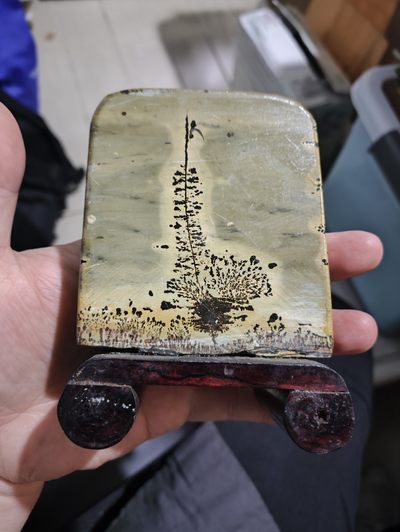 爱淘收藏第24期，老物件杂件 - 八九十年代木作座菊花石摆件