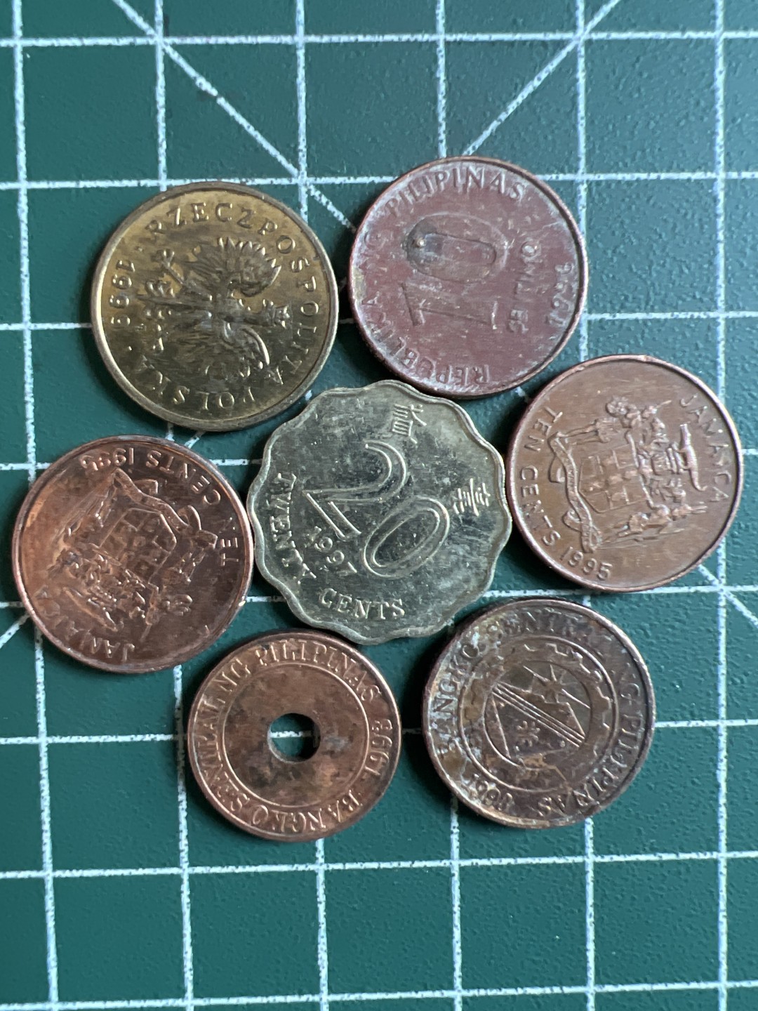 泡泡堂第296期  世界硬币 （无押金，捡漏，全场20包邮，偏远地区除外，接收代拍业务） 硬币一组