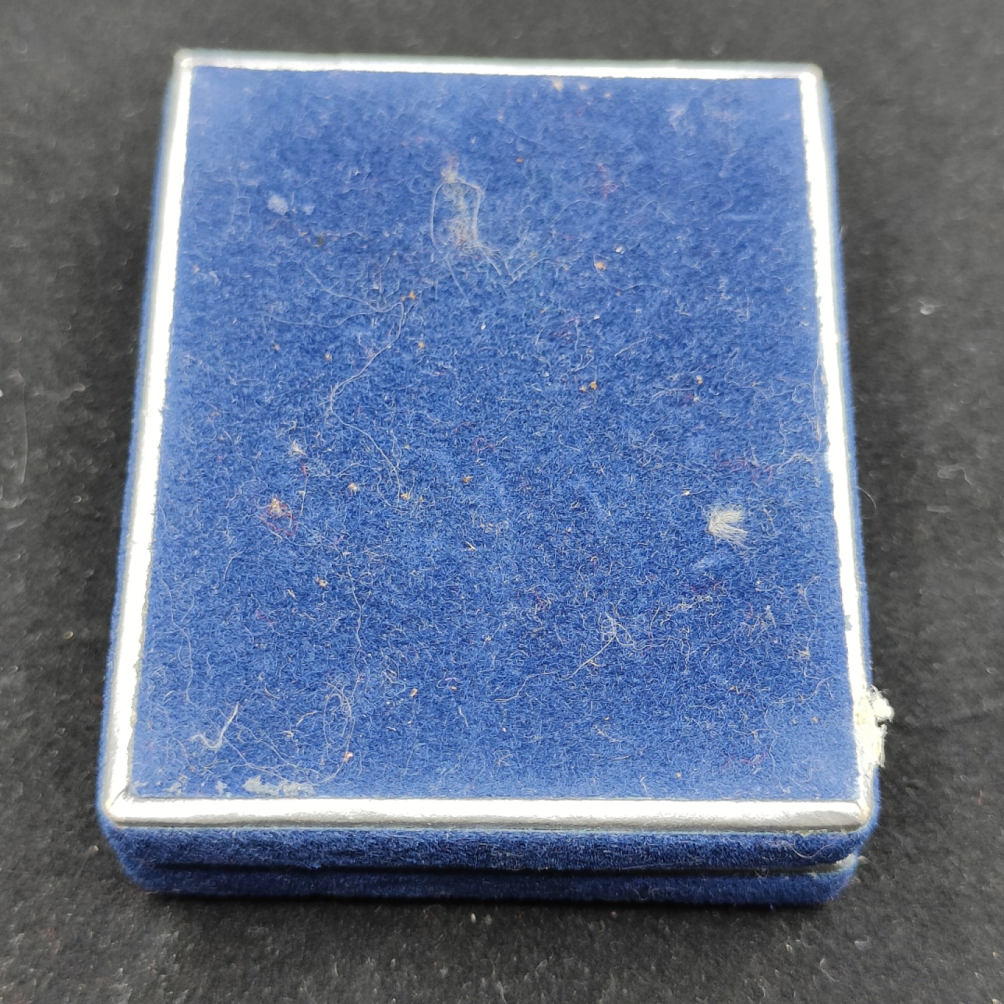 全场0元起拍 第51期 咸鱼国勋章拍卖专场 4月30日（周日）下午6：00开始 东德民主妇女联盟奖章 银级