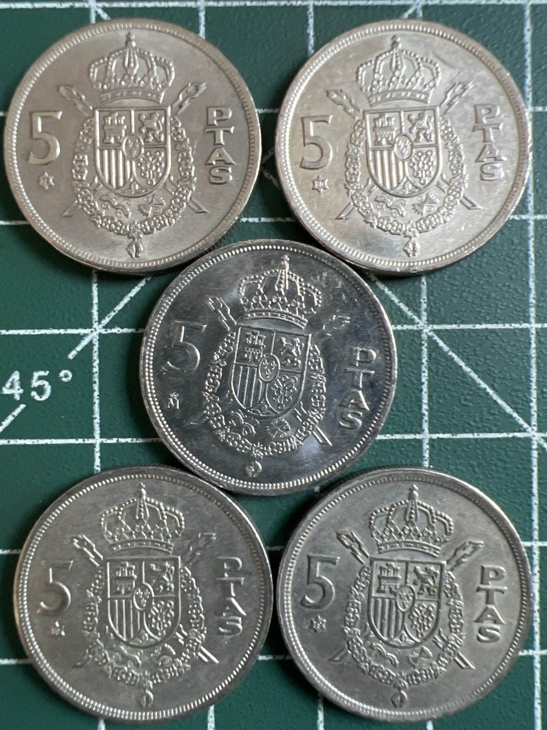 泡泡堂第296期  世界硬币 （无押金，捡漏，全场20包邮，偏远地区除外，接收代拍业务） 西班牙5比塞塔五枚
