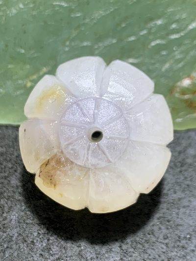 精美亚光满冰飘战国红玛瑙手工雕刻南瓜灯笼珠一颗！ 精美亚光满冰飘战国红玛瑙手工雕刻南瓜灯笼珠一颗！