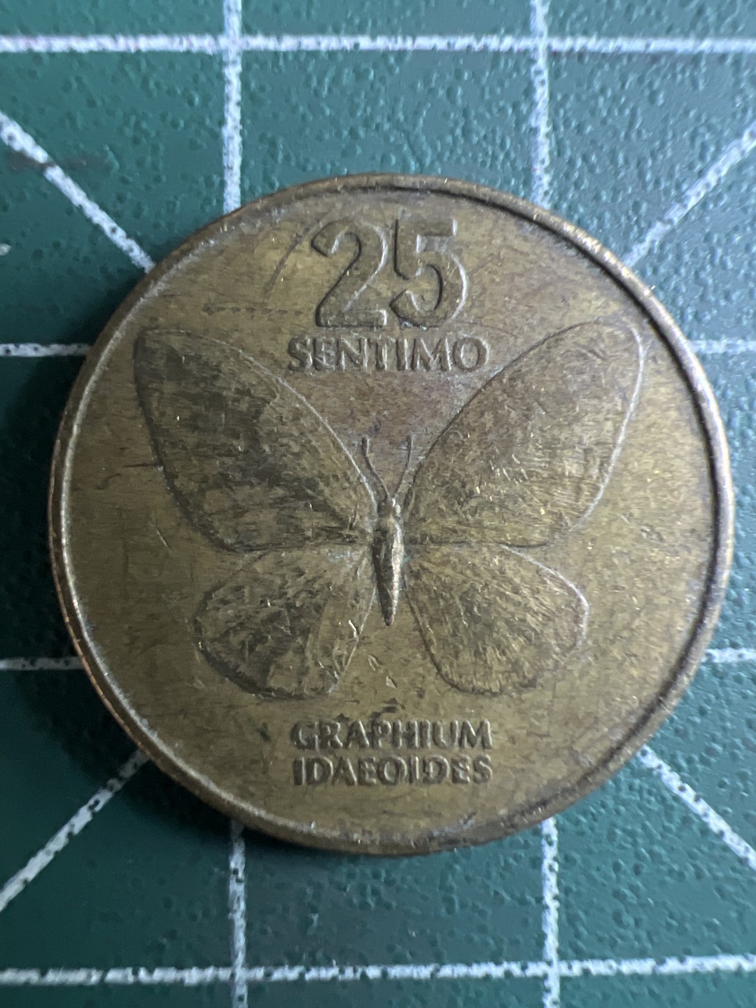 泡泡堂第296期  世界硬币 （无押金，捡漏，全场20包邮，偏远地区除外，接收代拍业务） 菲律宾蝴蝶