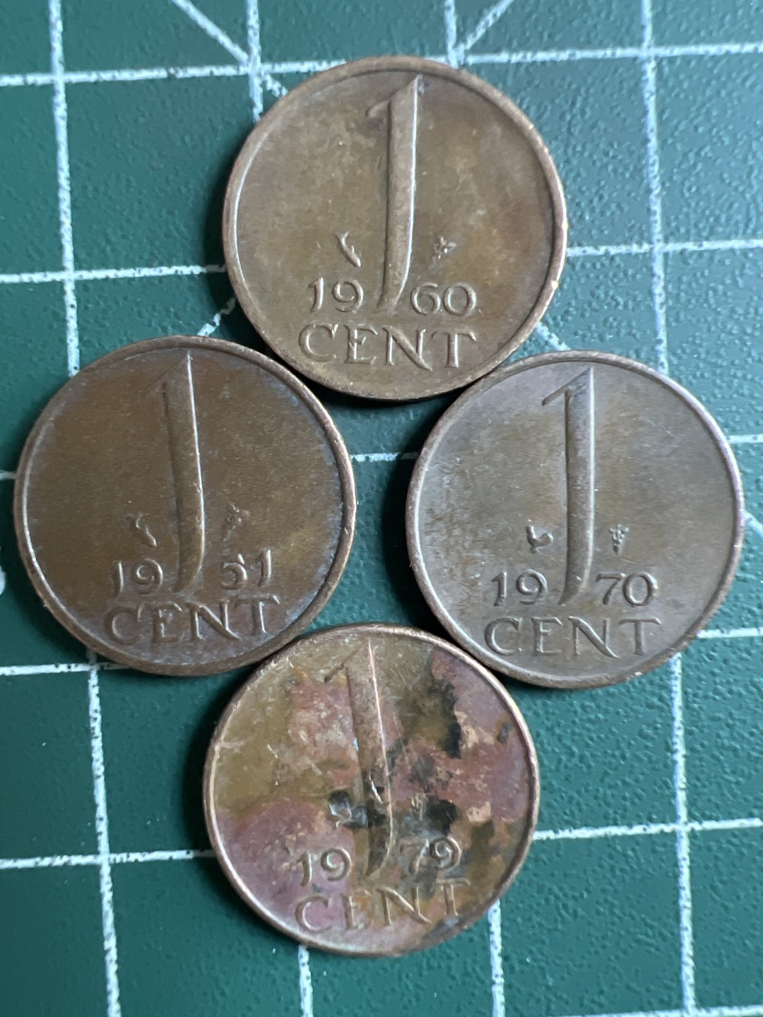 泡泡堂第343期  世界硬币 （无押金，捡漏，全场20包邮，偏远地区除外，接收代拍业务） 荷兰一分4枚