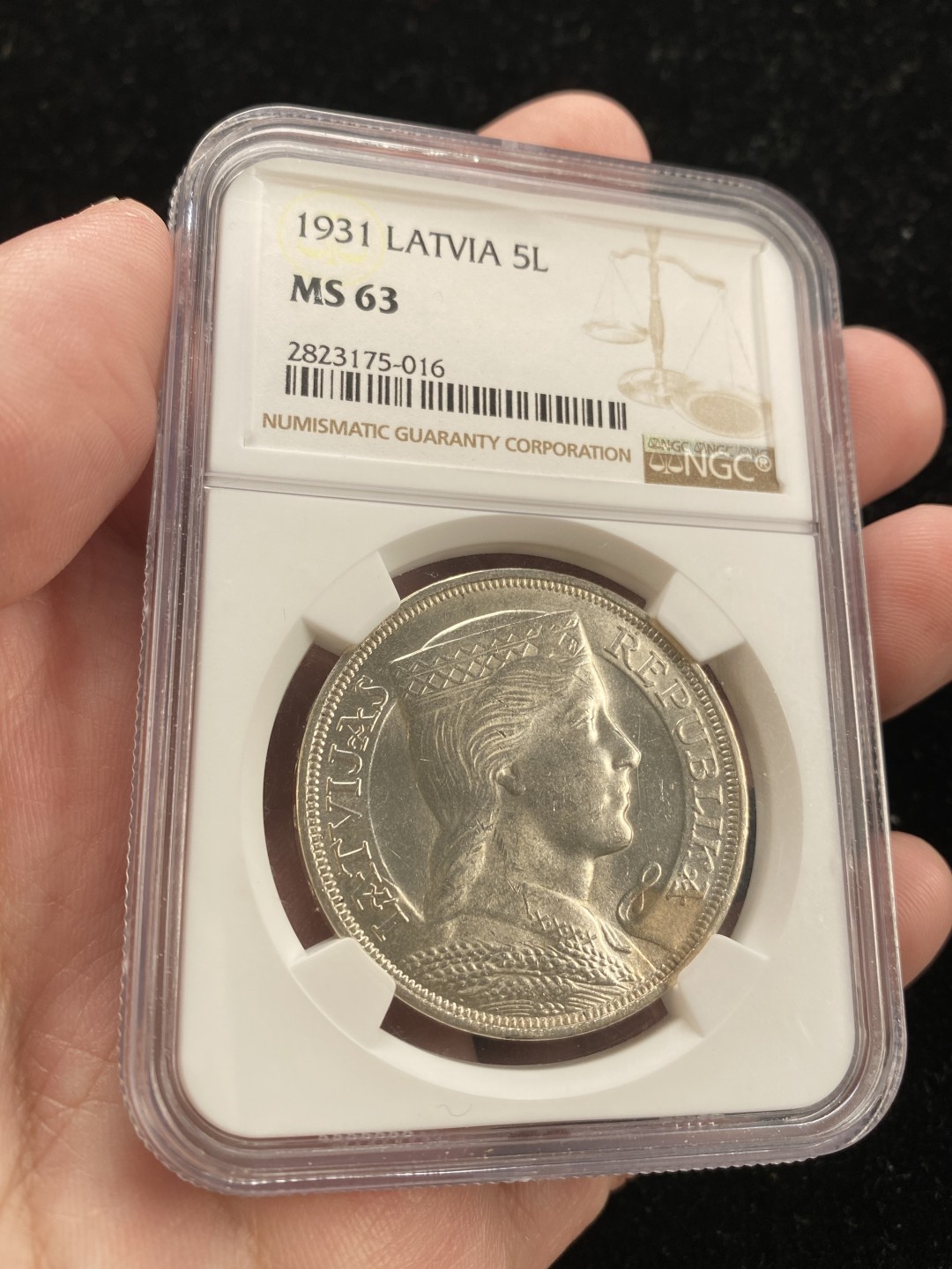 万国钱币拍卖第007期（慕尼黑第二夜） NGC-MS63，拉脱维亚1931年5拉特大银，潜力品种，银光满满。