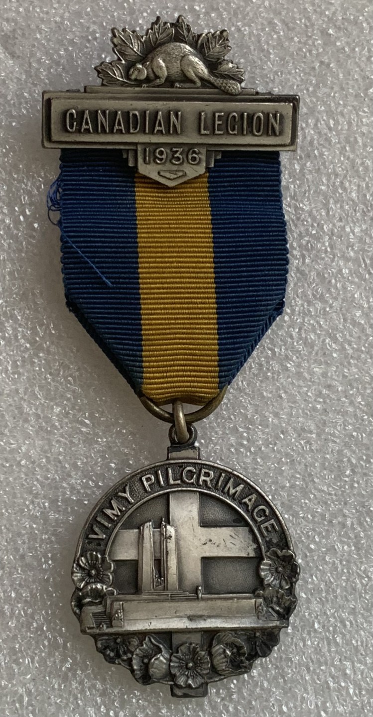 瓶子🏺第89期拍卖会 加拿大军团1936年维米岭朝圣纪年章 