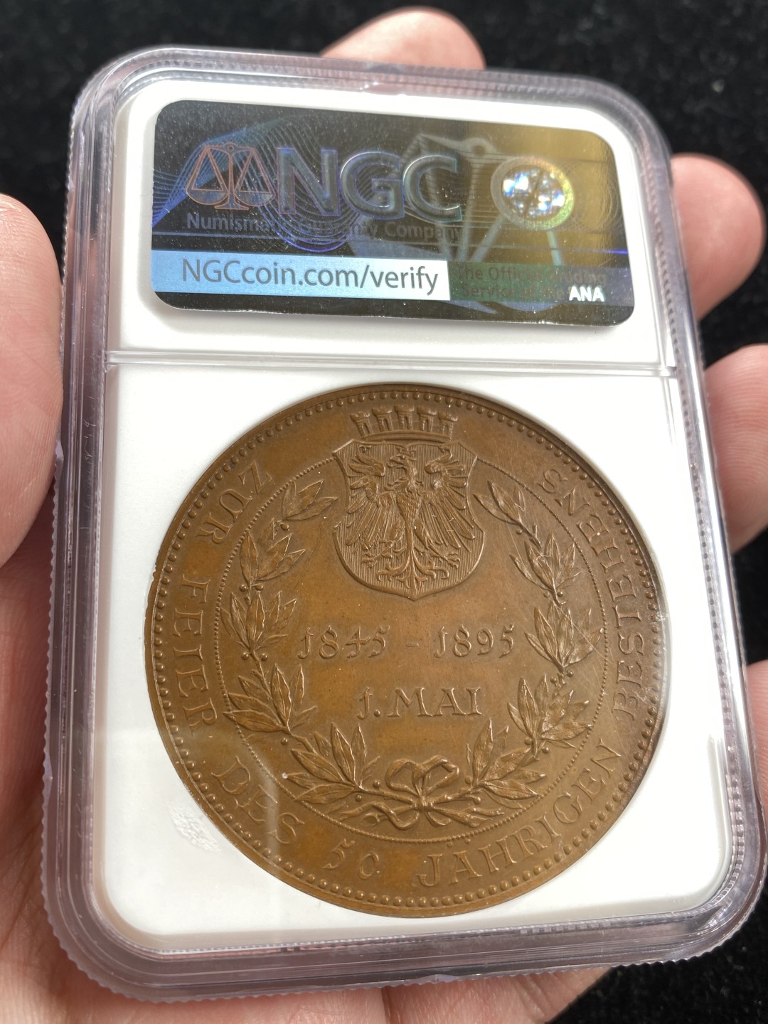 万国钱币拍卖第007期（慕尼黑第二夜） NGC MS64BN 1895年德国法兰克福凤凰涅槃纪念大铜章 背面法兰城的盾徽 45MM 36G