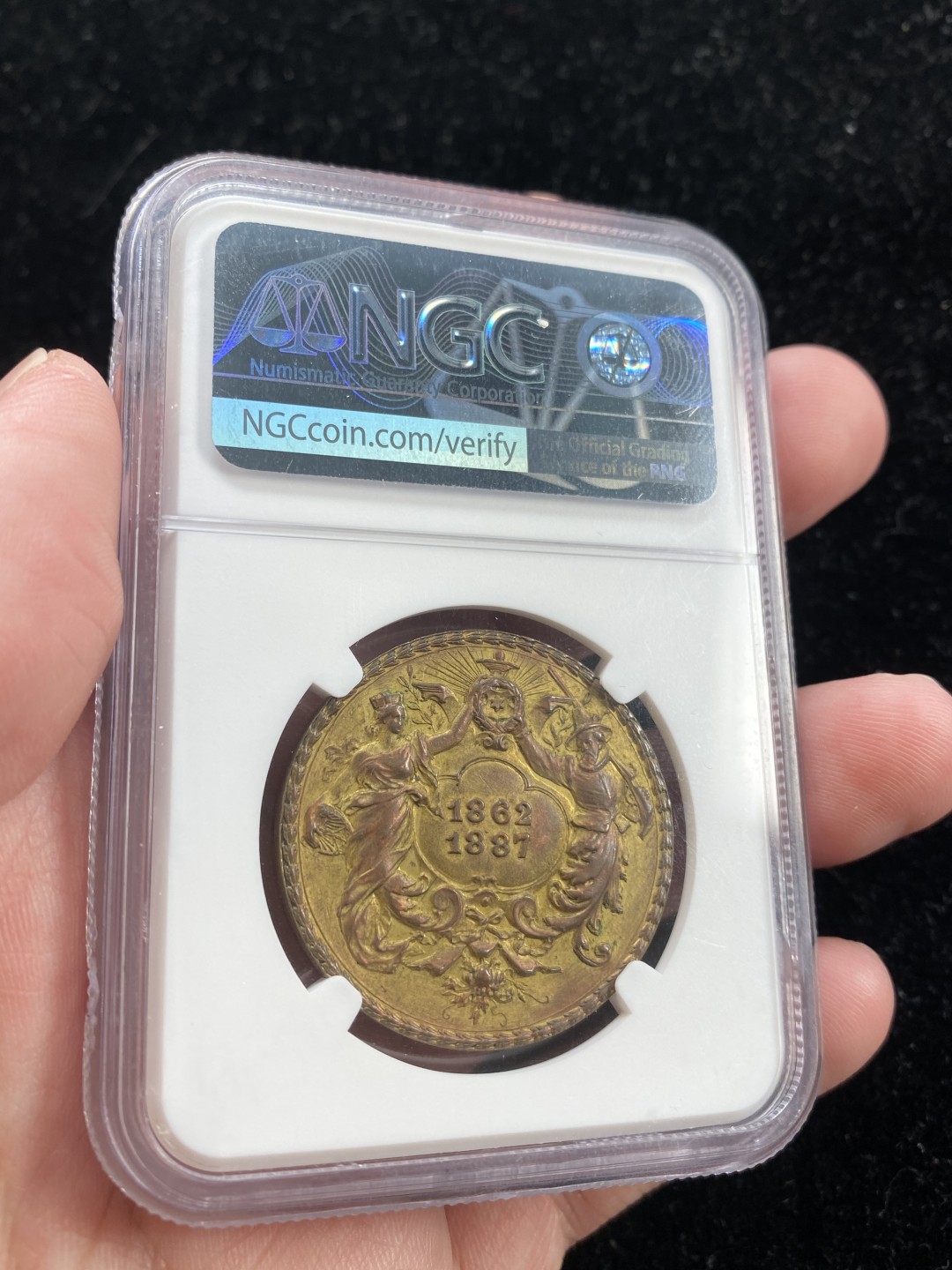 万国钱币拍卖第007期（慕尼黑第二夜） NGC-MS61 法兰克福1887射击节镀金铜章，NGC唯一冠军，少见品种，德系射击节藏家必备。