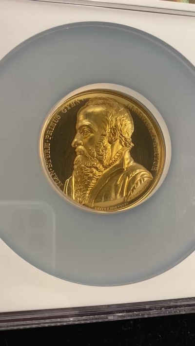 万国钱币拍卖第007期（慕尼黑第二夜） NGC MS64 1838年法国斯特拉斯堡奥运健儿镀金纪念大铜章 47MM