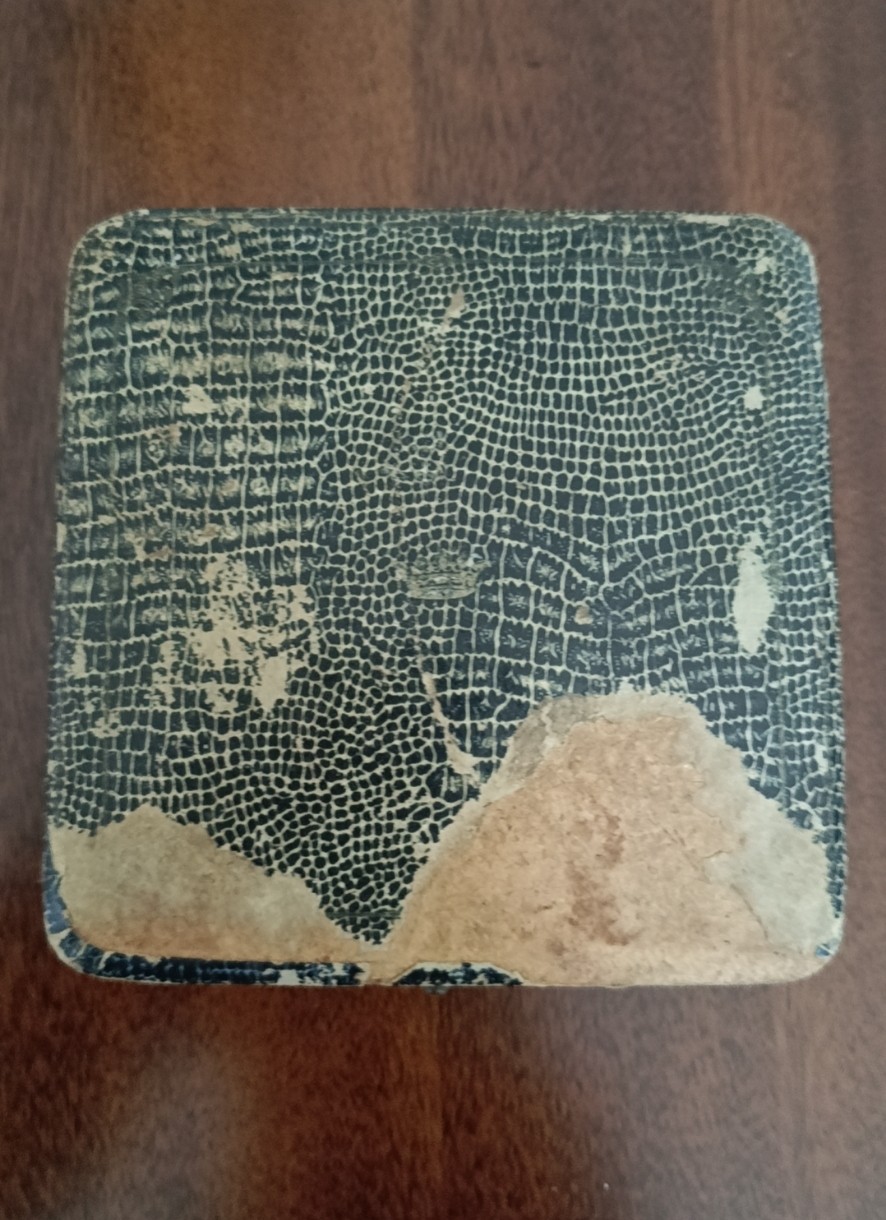 欧洲币章勋章首饰盒子专场十二期 木盒9x9cm，内径方形75x75mm