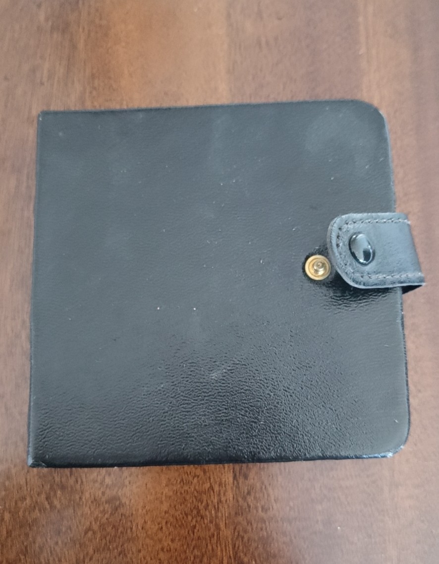 欧洲币章勋章首饰盒子专场十二期 皮盒10cm，内径47mm