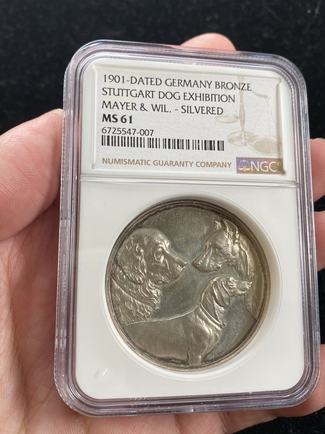 万国钱币拍卖第007期（慕尼黑第二夜） NGC MS 61 MS64 1901年德国符腾堡斯图加特名狗展纪念镀银、铜章一对，狗子的刻画细节到位，2枚来自同一德国收藏家