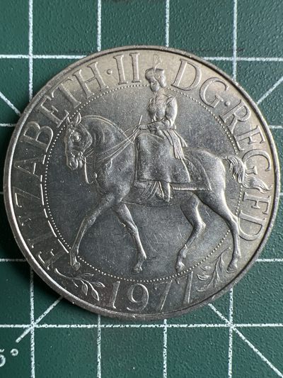 泡泡堂微拍第141幕硬币捡漏可累计专场👿👿，累计满二十元包邮，接受代拍业务 - 英国女王纪念币