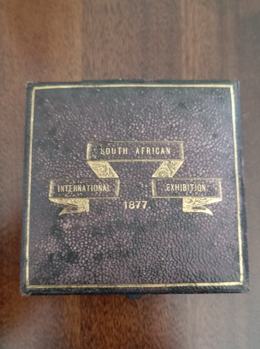 欧洲币章勋章首饰盒子专场十二期 木盒8x8cm，内径37mm